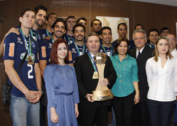 Governador recebe equipe celeste II
